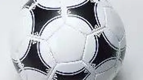 泰山球迷索回欠款勇闯生命难关：急寻肝移植援助，李平康呼吁支持